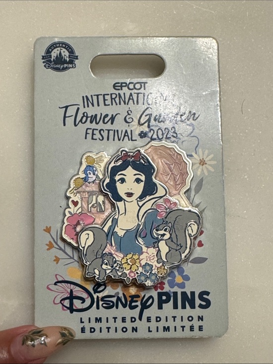 Disney Accessories - Limited Edition Snow White 2023 Flower and Garden Festival Pin